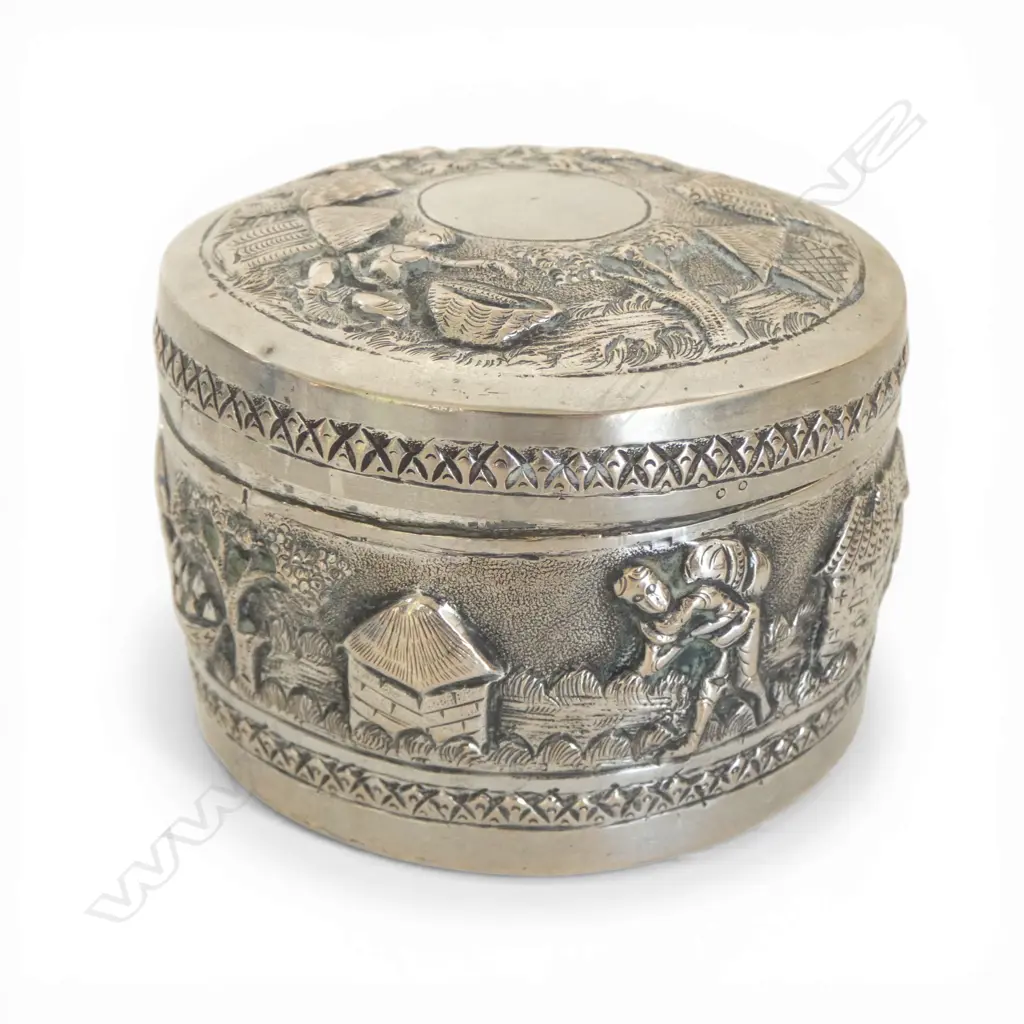 OLD SILVER PLATE embossed Indian design BOX  Image 1++