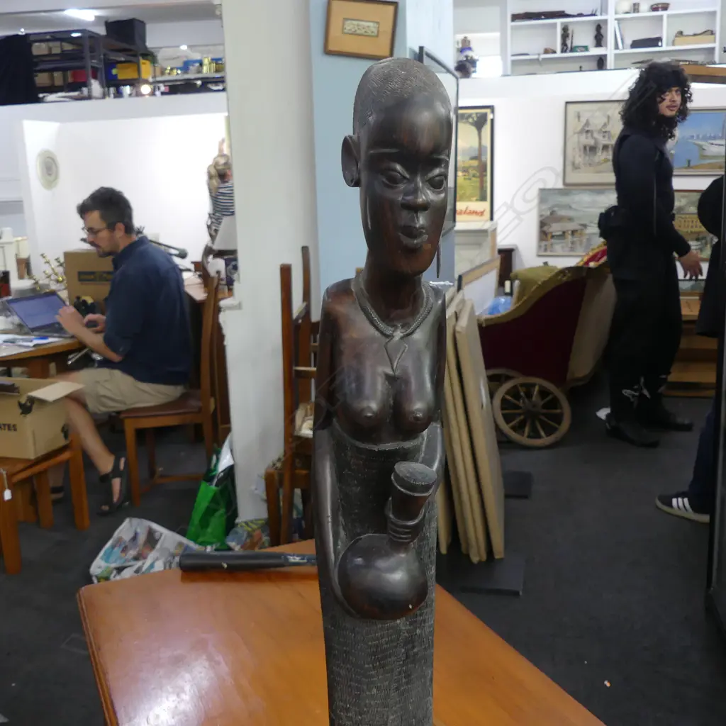 AFRICAN FIGURE H.710mm Image 1++