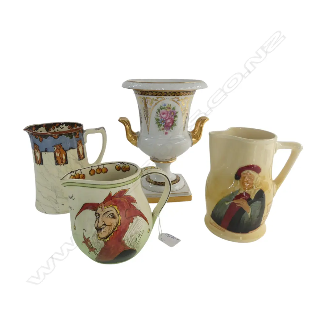 3 ROYAL DOULTON JUGS; JESTER, QUEEN PAT. & OWL + ROYAL DOULTON COLLECTORS CLUB PLAQUE H.170mm Image 1++