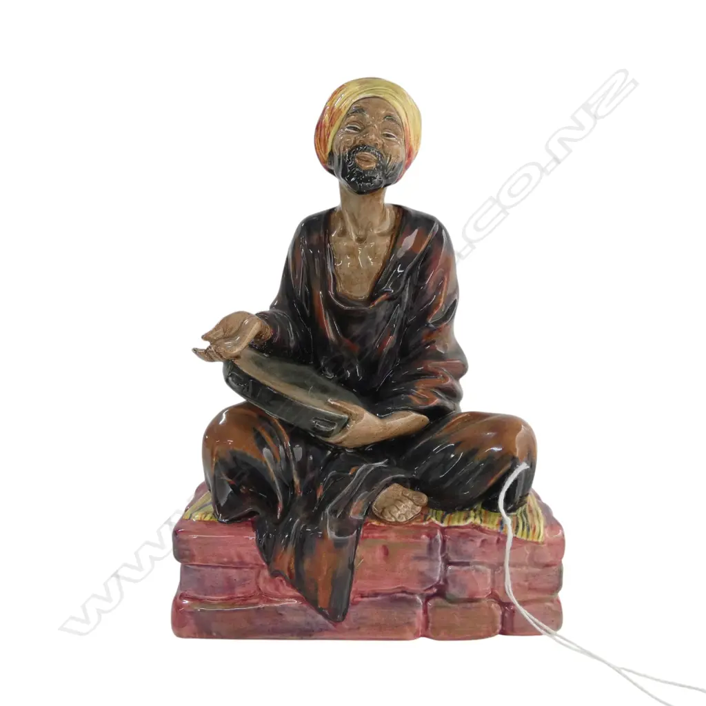 ROYAL DOULTON 'MENDICANT' FIGURINE H.210mm Image 1++
