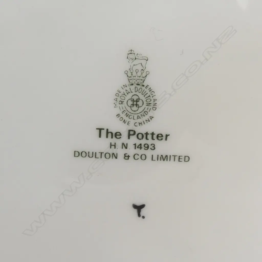 ROYAL DOULTON 'THE POTTER' FIGURINE H.180mm Image 1++