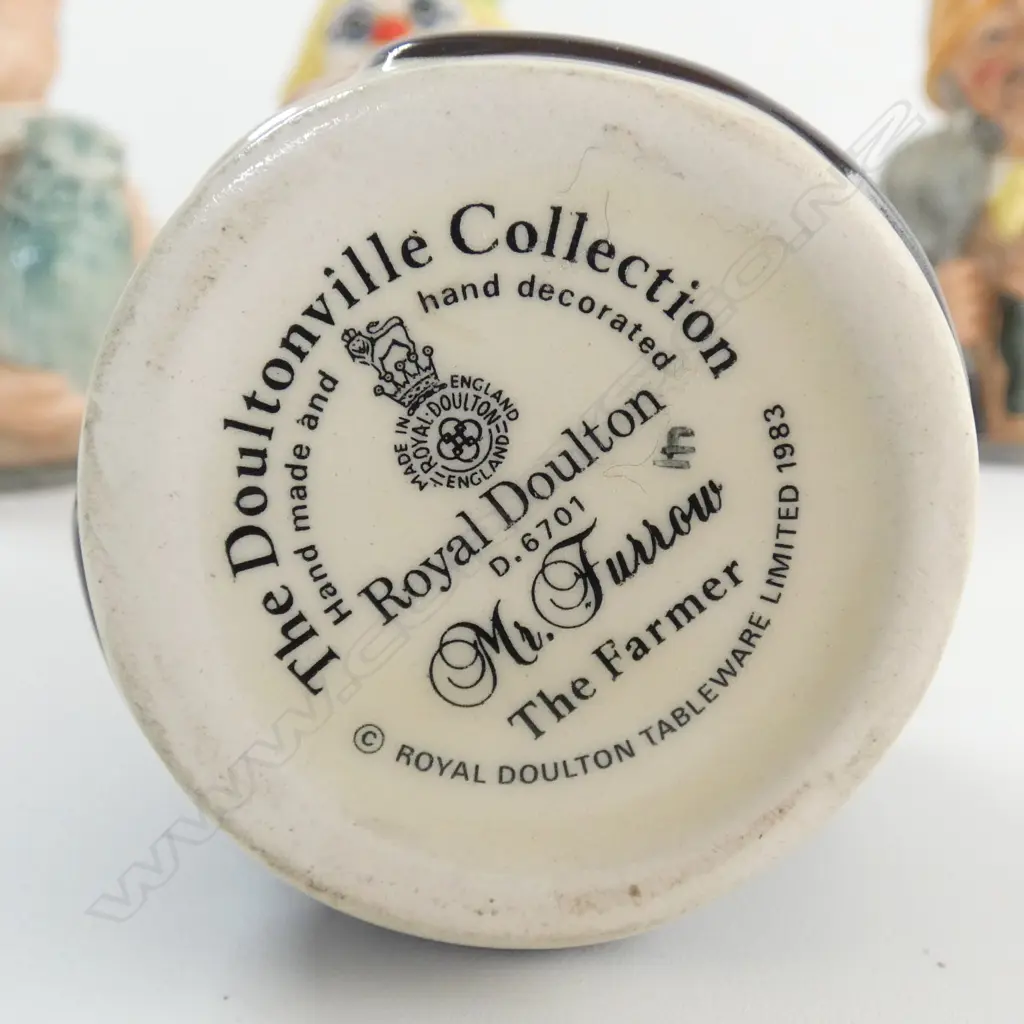 4 ROYAL DOULTON JUGS; THE FISHERMAN, THE FARMER, THE CLOWN & ALBERT SAGGER H.105mm Image 1++