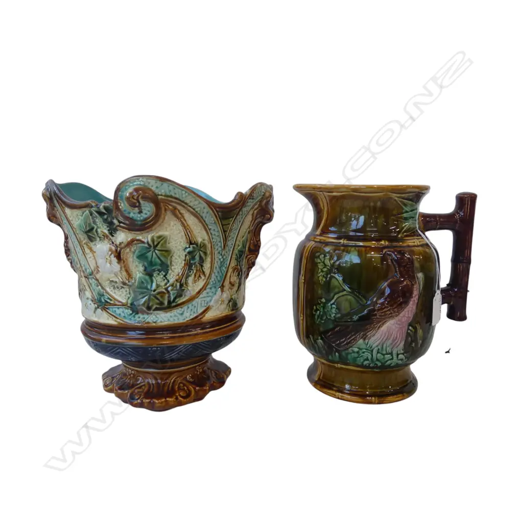 VINTAGE MAJOLICA JUG + JARDINIERE old repairs H.240mm Image 1++