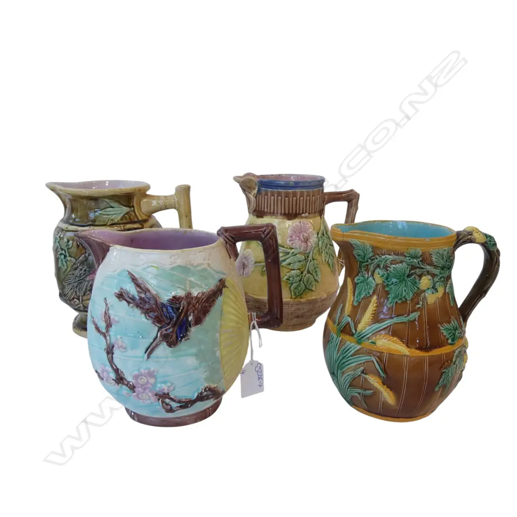 4 VINTAGE MAJOLICA JUGS old repairs H.200mm Image 1++