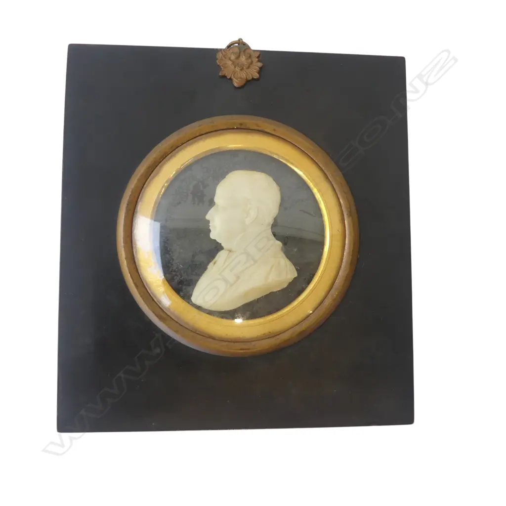 MINIATURE OF A GENTLEMAN 180x165mm Image 1++