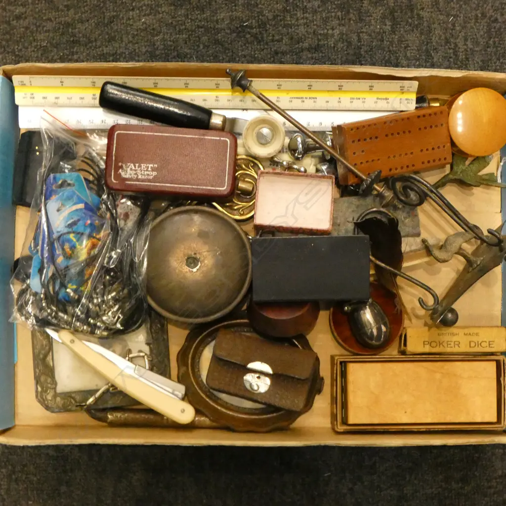 BOX OF COLLECTABLE SMALLS: emu egg stand no egg small boxes etc Image 1++