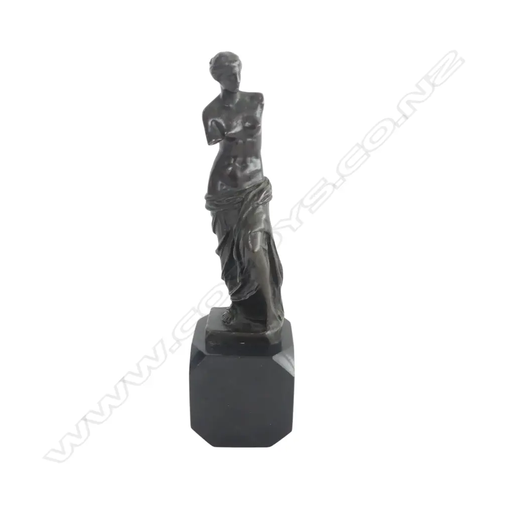 BRONZE VENUS DE MILO, F. BARBEDIENNE, PARIS  H.200mm Image 1++