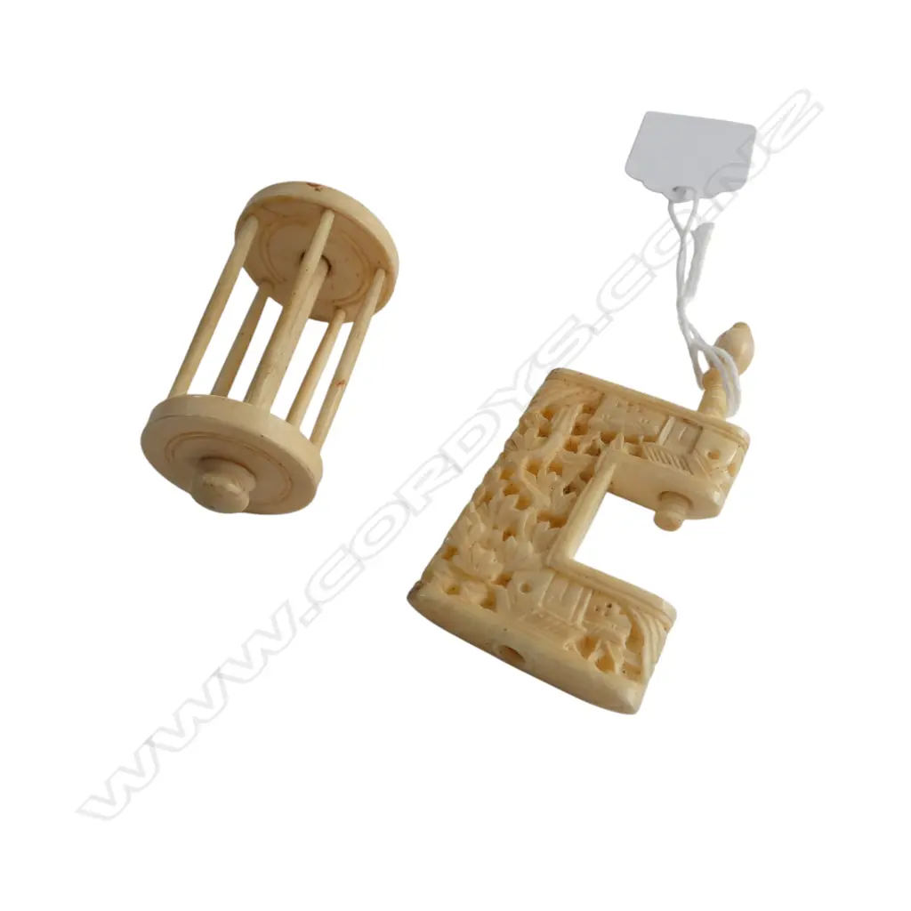 ANTIQUE BONE SEWING CLAMP L.110MM Image 1++