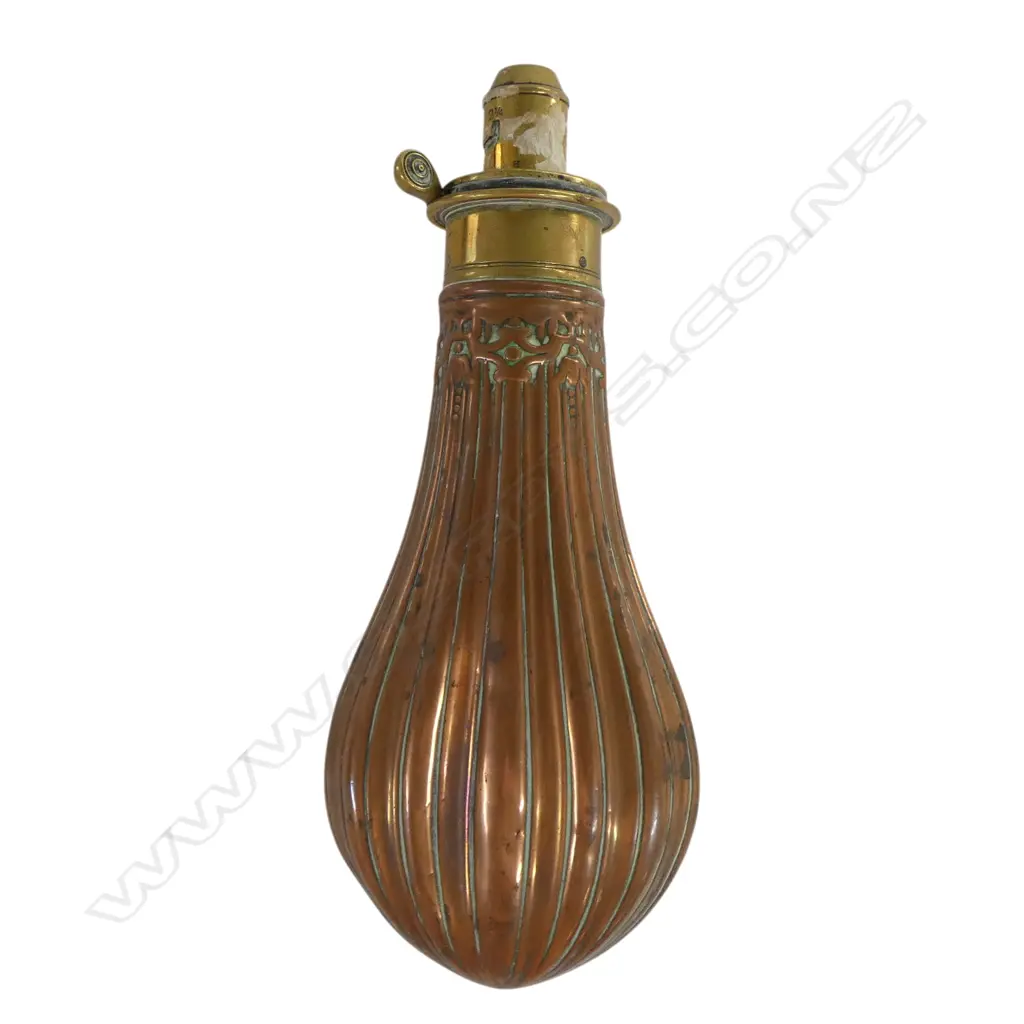VICTORIAN COPPER & BRASS GUN POWDER FLASK fluted body L.205mm Image 1++