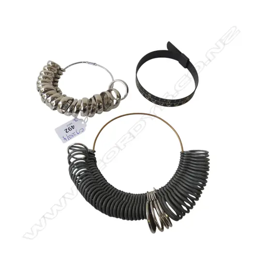 2 RING SIZERS + WRIST GAUGE
