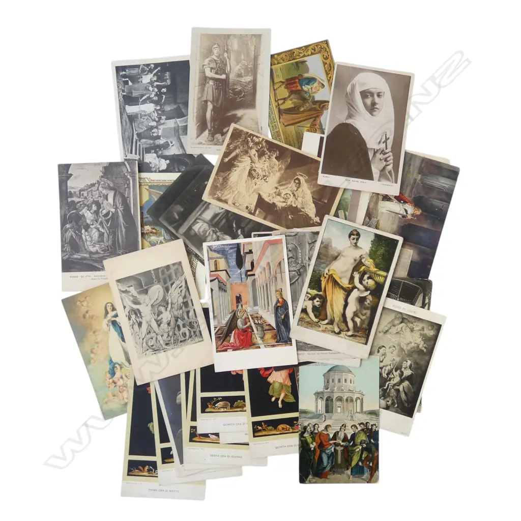 APPROX. 40 VINTAGE RELIGIOUS POSTCARDS  Image 1++