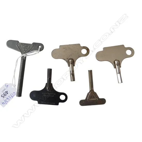 5 TOY KEYS; 3 MECCANO, 2 TRI-ANG