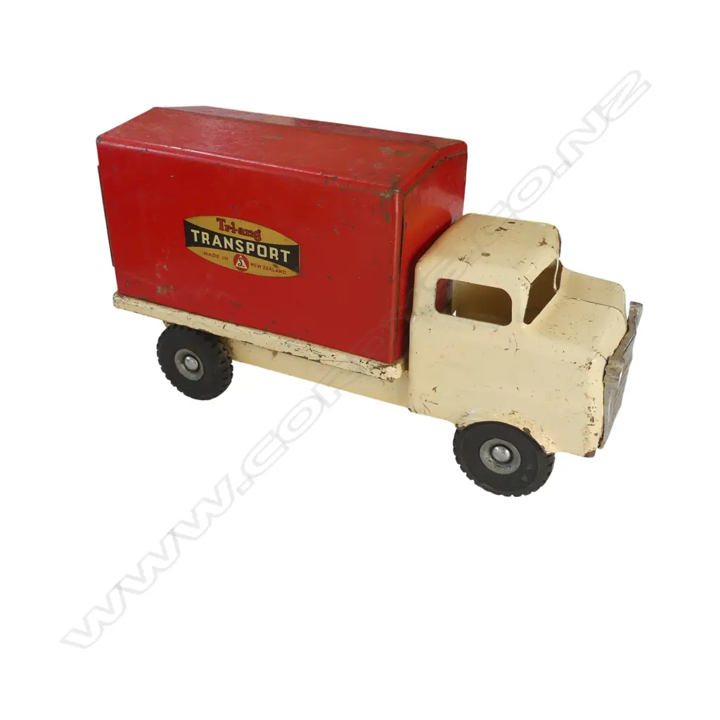 VINTAGE TRI-ANG BOX VAN L.370mm Image 1++