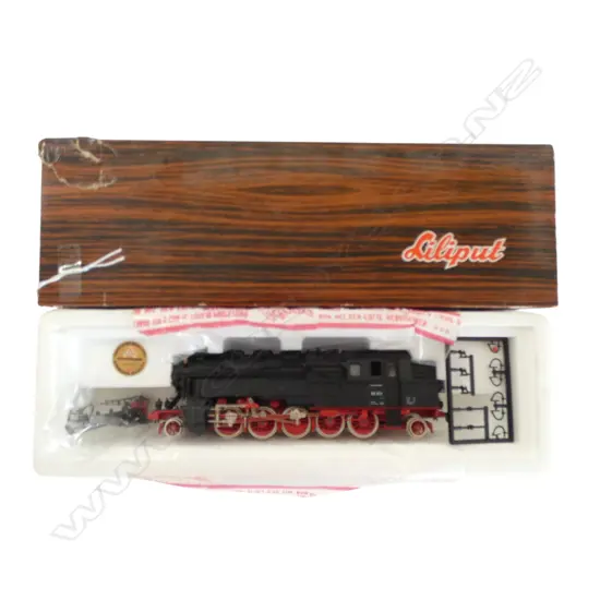 BOXED LILIPUT DB STEAM LOCOMOTIVE 35 013 95 03