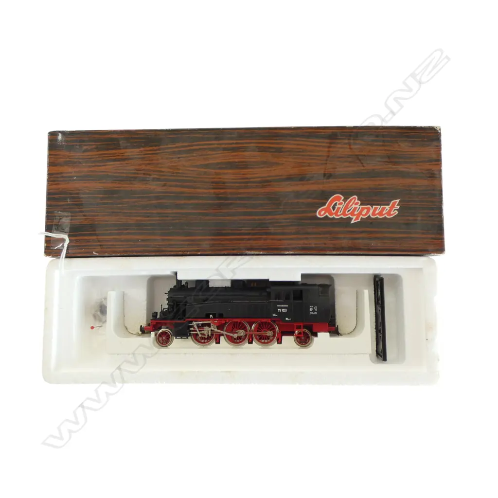 BOXED LILIPUT DB STEAM LOCOMOTIVE 91 1323 91 03 Image 1++