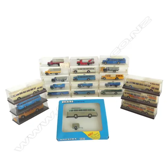 22 CASED BREKINA MODEL VEHICLES