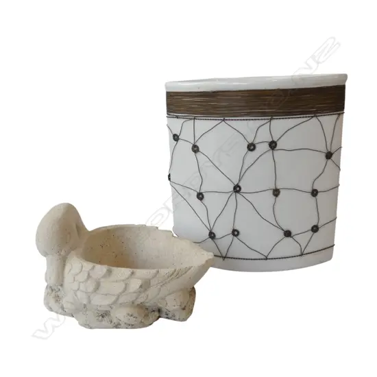 GARDEN DUCK PLANTER chip + VASE H.290mm