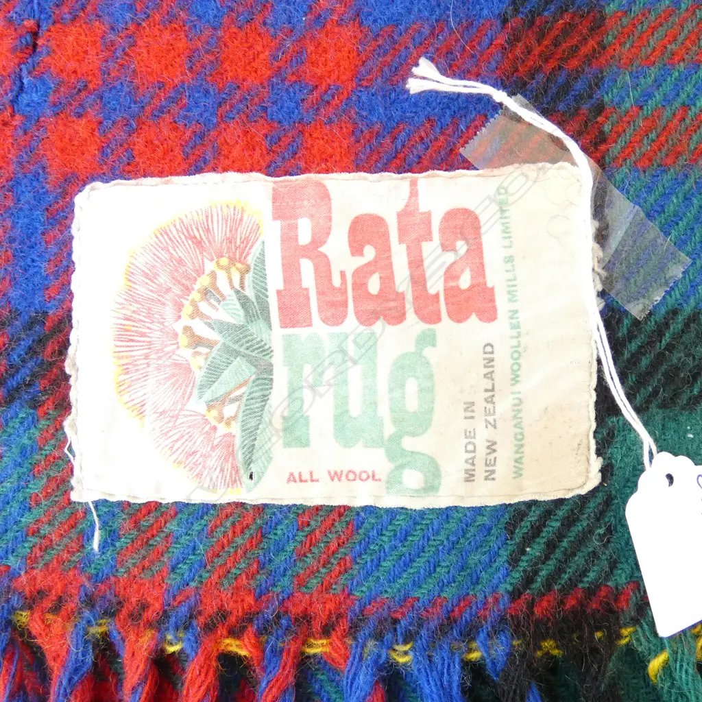 NZ VINTAGE WOOL TRAVEL RUG ‘RATA RUGS’ WANGANUI, EXCELLENT CONDITION, L.1880MM, W.1460MM Image 1++