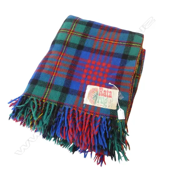 NZ VINTAGE WOOL TRAVEL RUG ‘RATA RUGS’ WANGANUI, EXCELLENT CONDITION, L.1880MM, W.1460MM