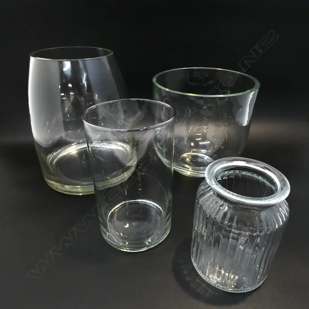 4 GLASS VASES H.300mm Image 1++