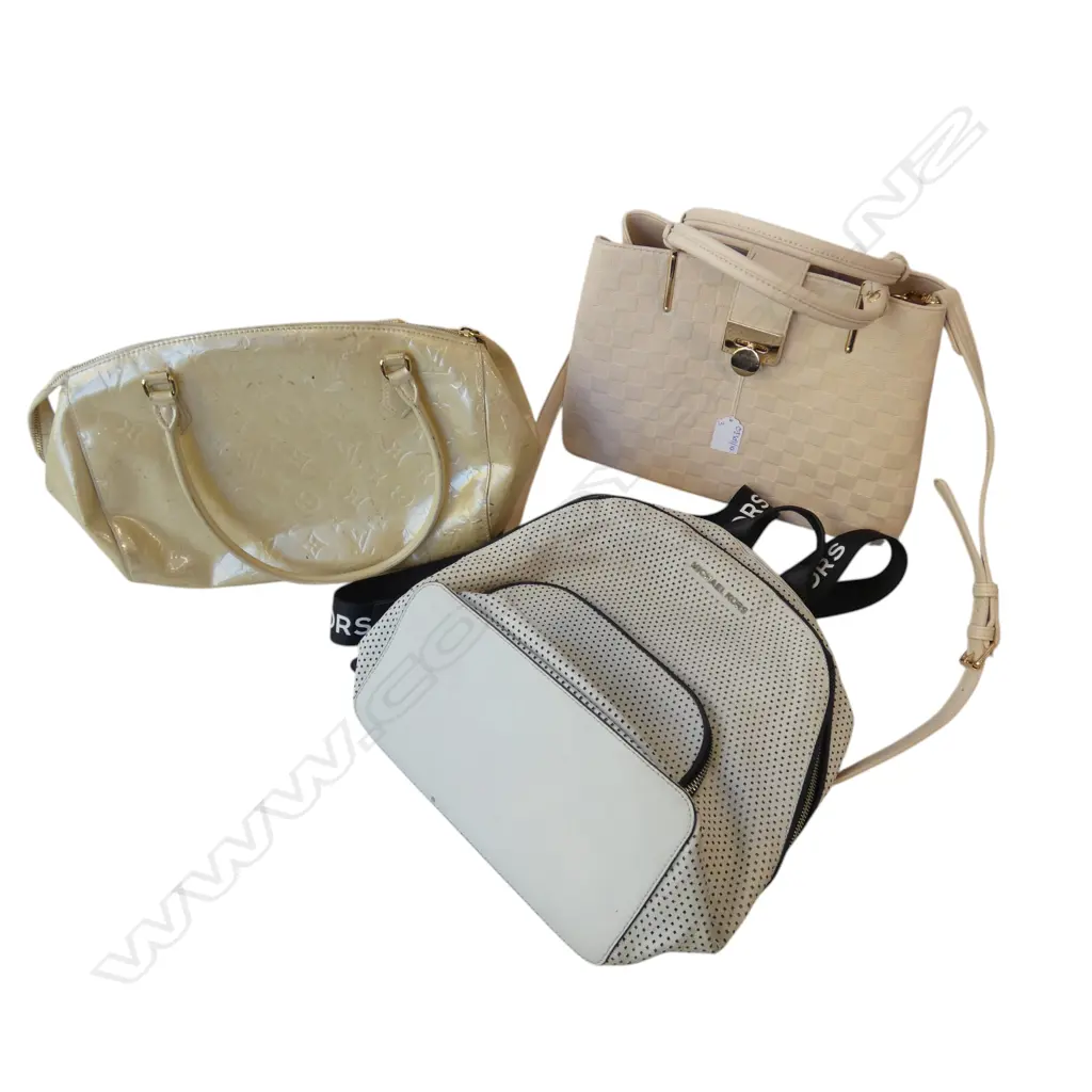 3 FASHION BAGS; 'LOUIS VUITTON', MICHAEL KORS, MILANO Image 1++