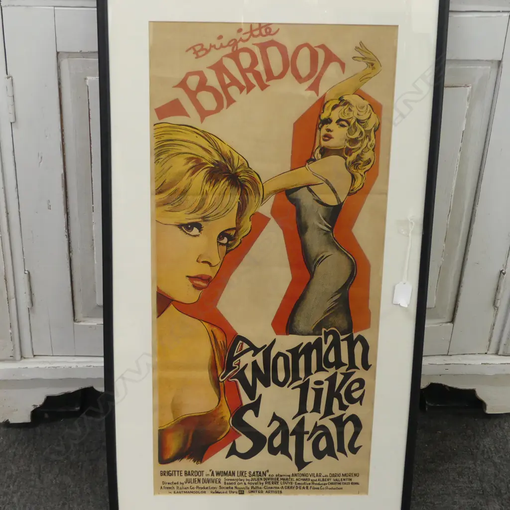 FRAMED VINTAGE MOVIE POSTER 'BRIGITTE BARDOT in A WOMAN LIKE SATAN', 700 x 320mm Image 1++