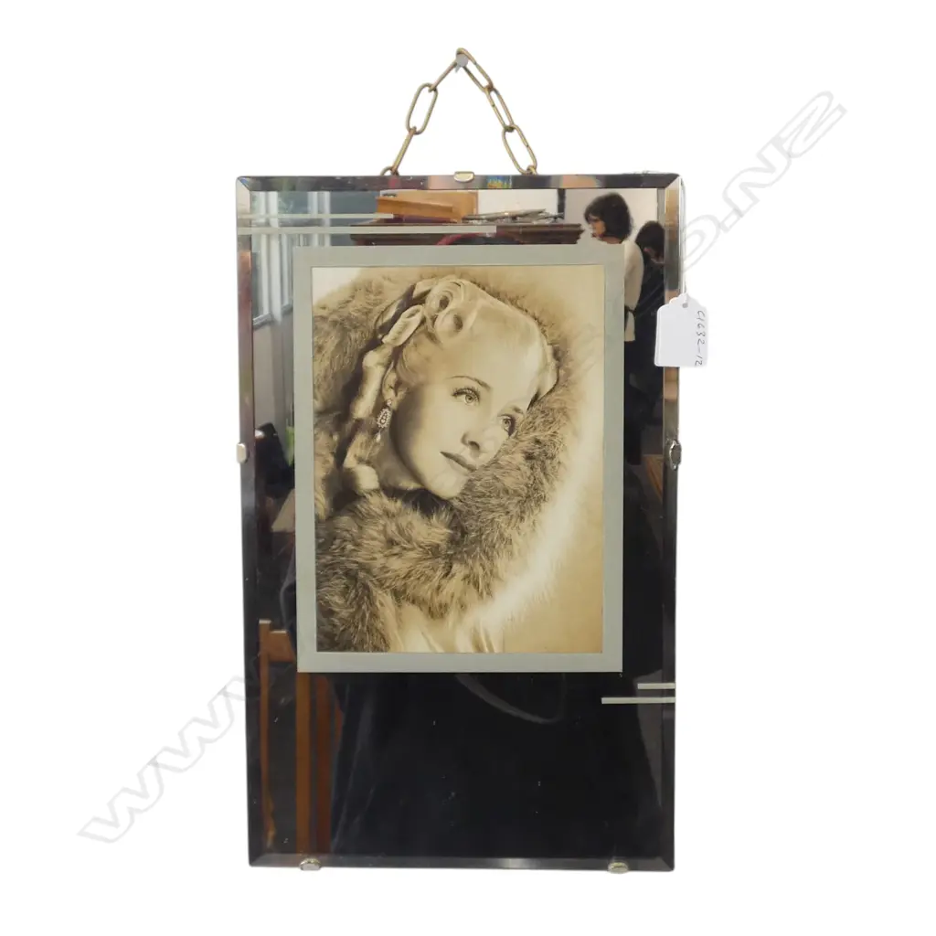 ART DECO PICTURE MIRROR 225x360mm Image 1++