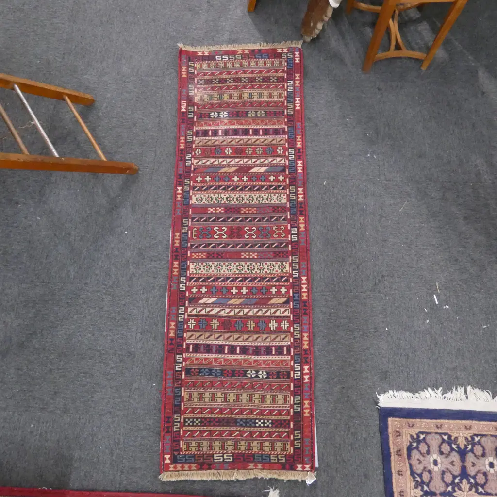 HAND WOVEN ALL WOOL RUNNER 1830x570mm w. UNDERLAY Image 1++