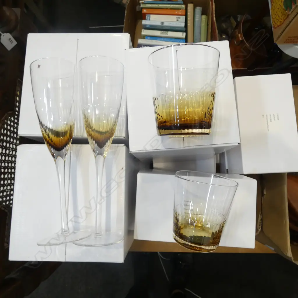 ASST. AMBERETTA RIDGED GLASSES champagne, whiskey & wine Image 1++