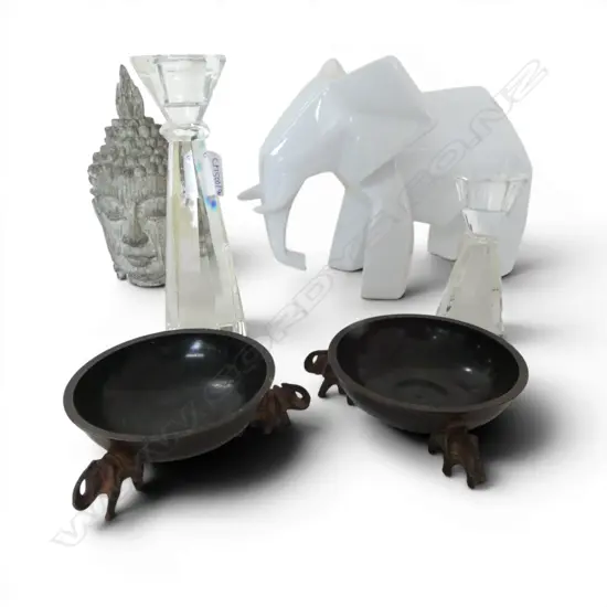 6 DECOR PCES; WHITE CERAMIC ELEPHANT H.200mm, 2 CANDLESTICKS, 2 METAL DISHES, WOODEN BUDDHA HEAD H.195mm
