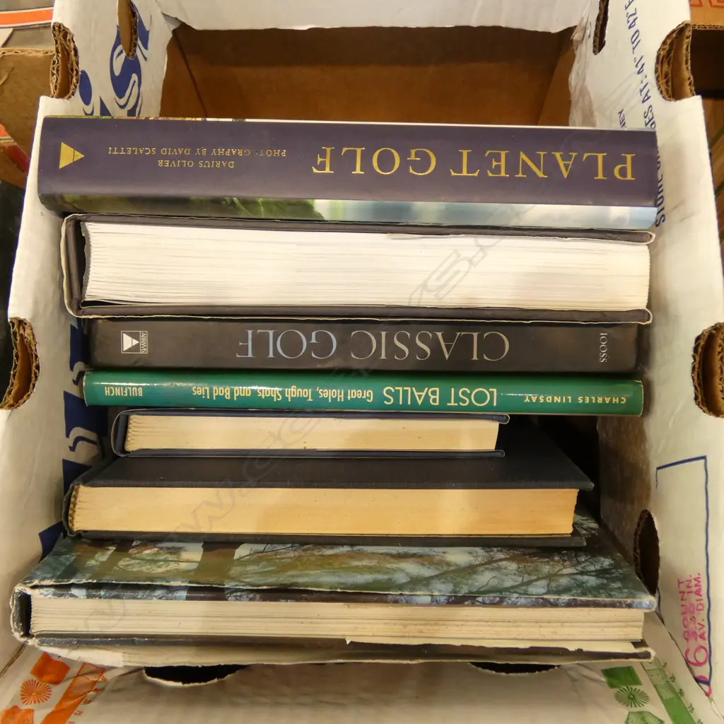 ASST. GOLF REFERENCE BOOKS  Image 1++