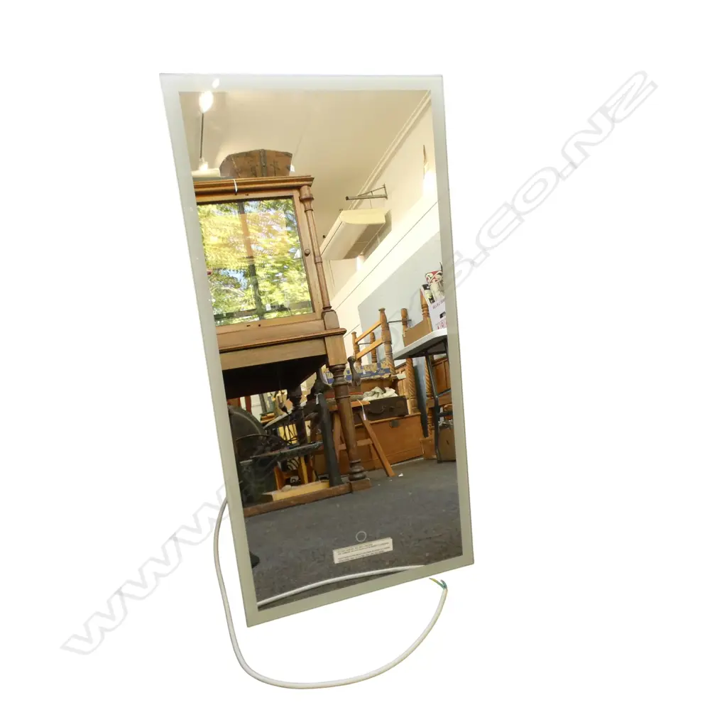Vanita & Casa LED Bathroom Mirror 400x800 (New w Packaging & instructions) Image 1++