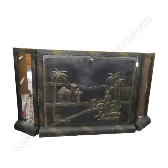 3 PANEL EMBOSSED FIRE SCREEN W.1140mm