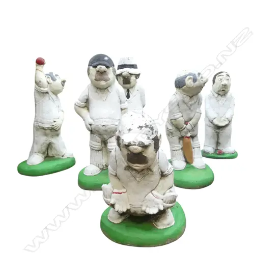 SIX MAN CRICKET TEAM CONCRETE GARDEN ART H.500mm