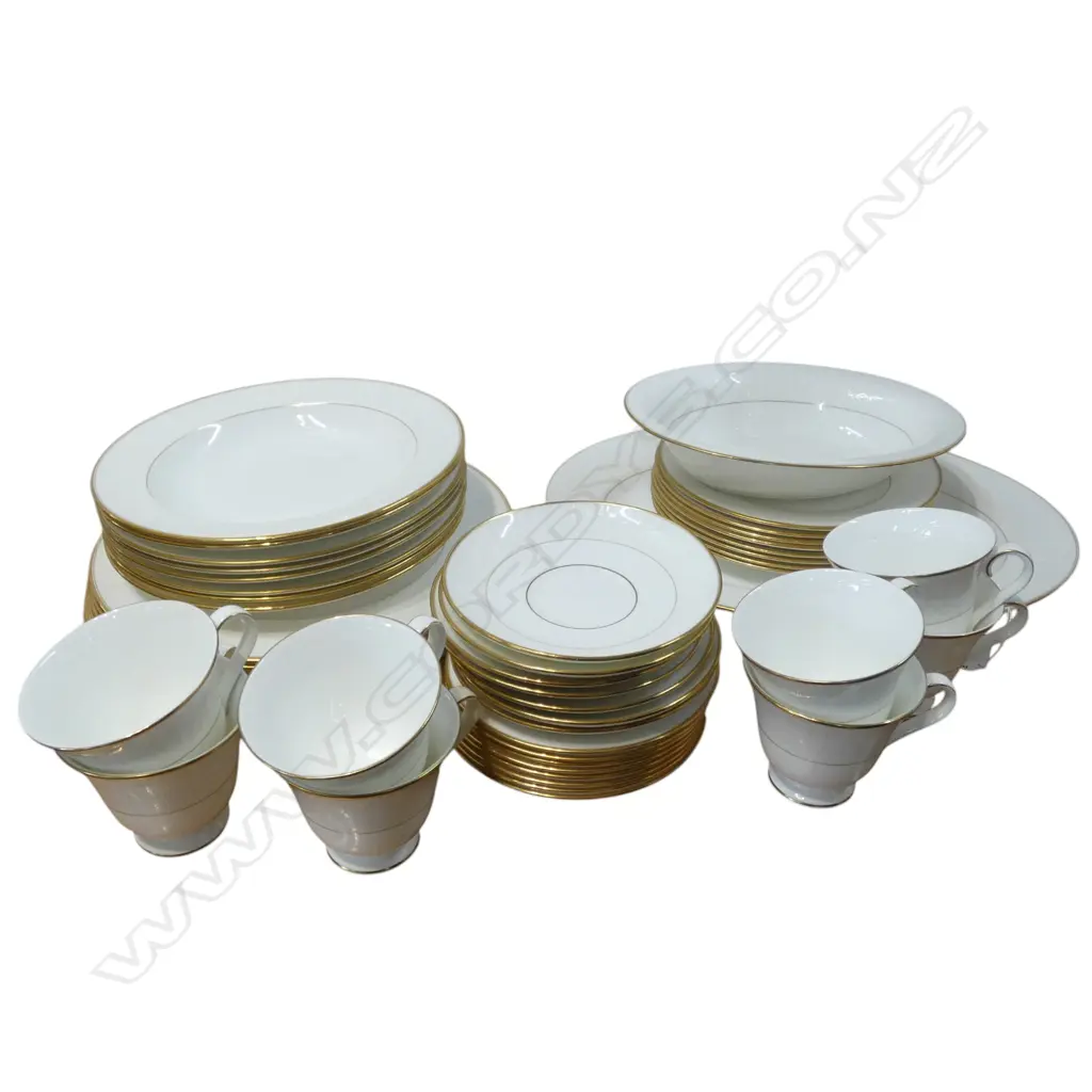 ASST WATERFORD 'LISMORE' CHINA  Image 1++