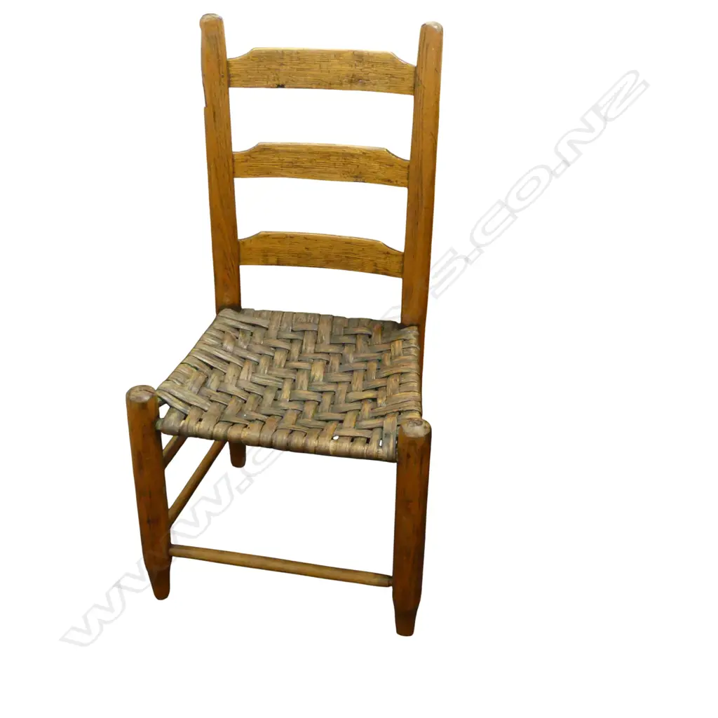 VINTAGE WOODEN LADDER BACK CHAIR w. WOVEN SEAT Image 1++