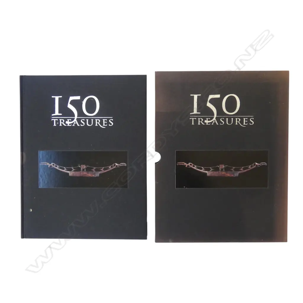 150 TREASURES/AUCKLAND WAR MEMORIAL MUSEUM  LTD EDITION 73/250 SIGNED DR T L RODNEY WILSON H 320 MM Image 1++