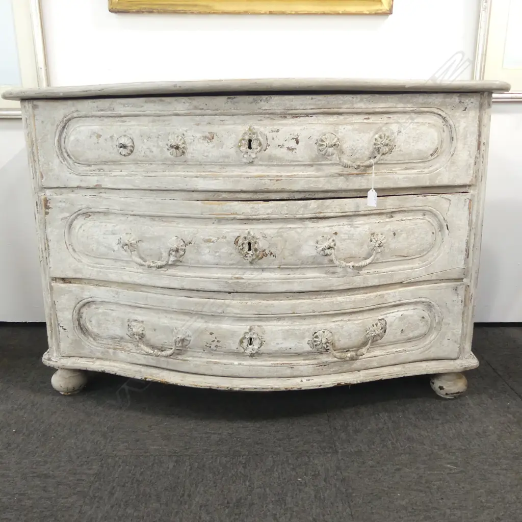 DISTRESSED BOW FRONT CHEST OF DRAWERS 1150x580x770mm Image 1++