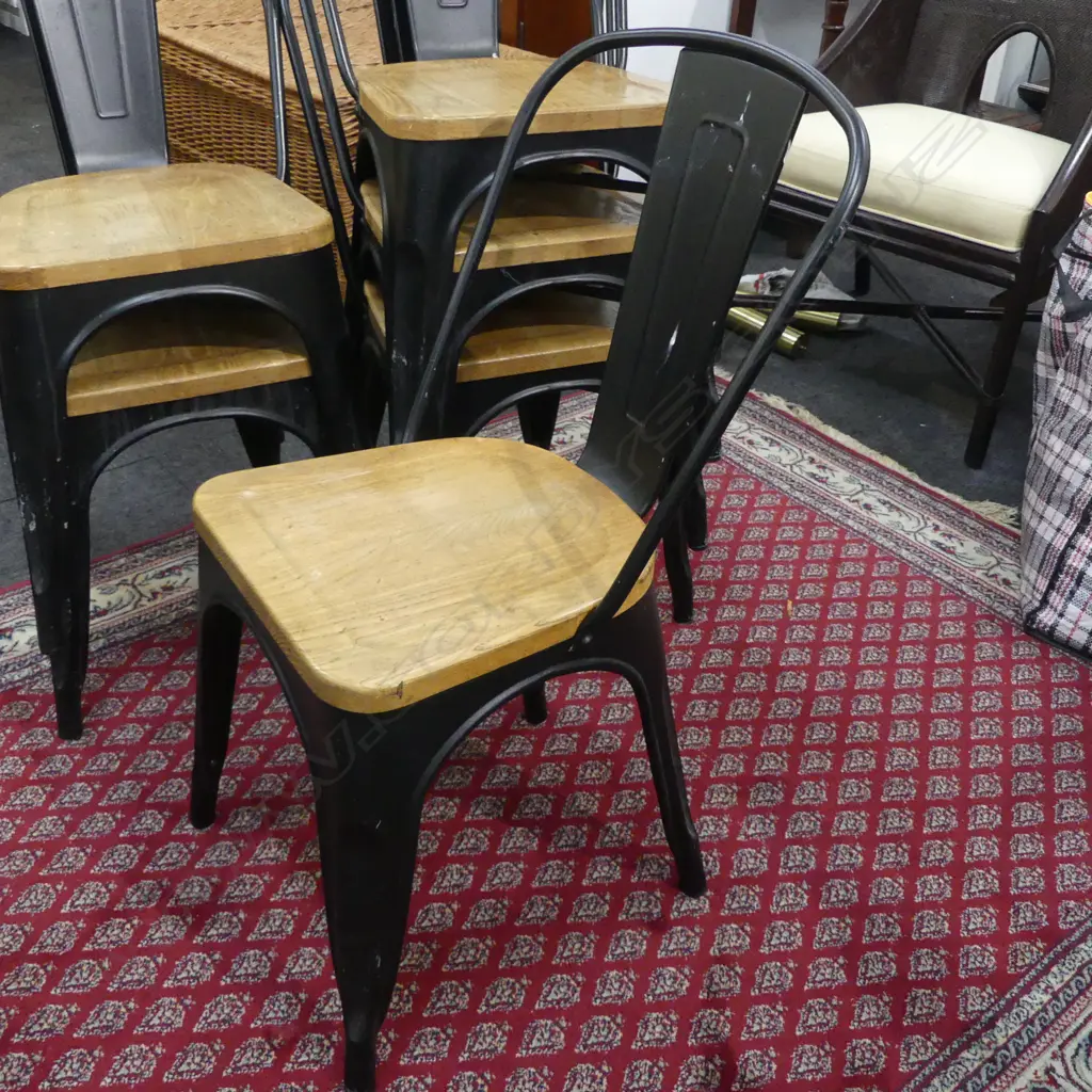 6 METAL WOOD CHAIRS  Image 1++