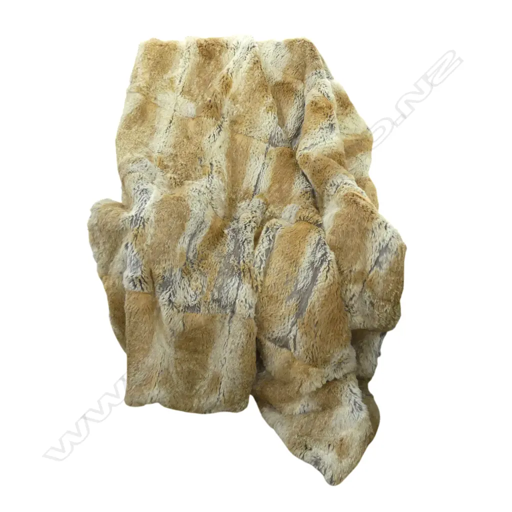 COLLEZIONE RABBIT? FUR BLANKET  Image 1++