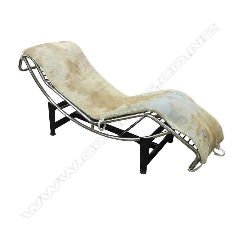 COWHIDE LOUNGER, SOME WEAR Image 1++