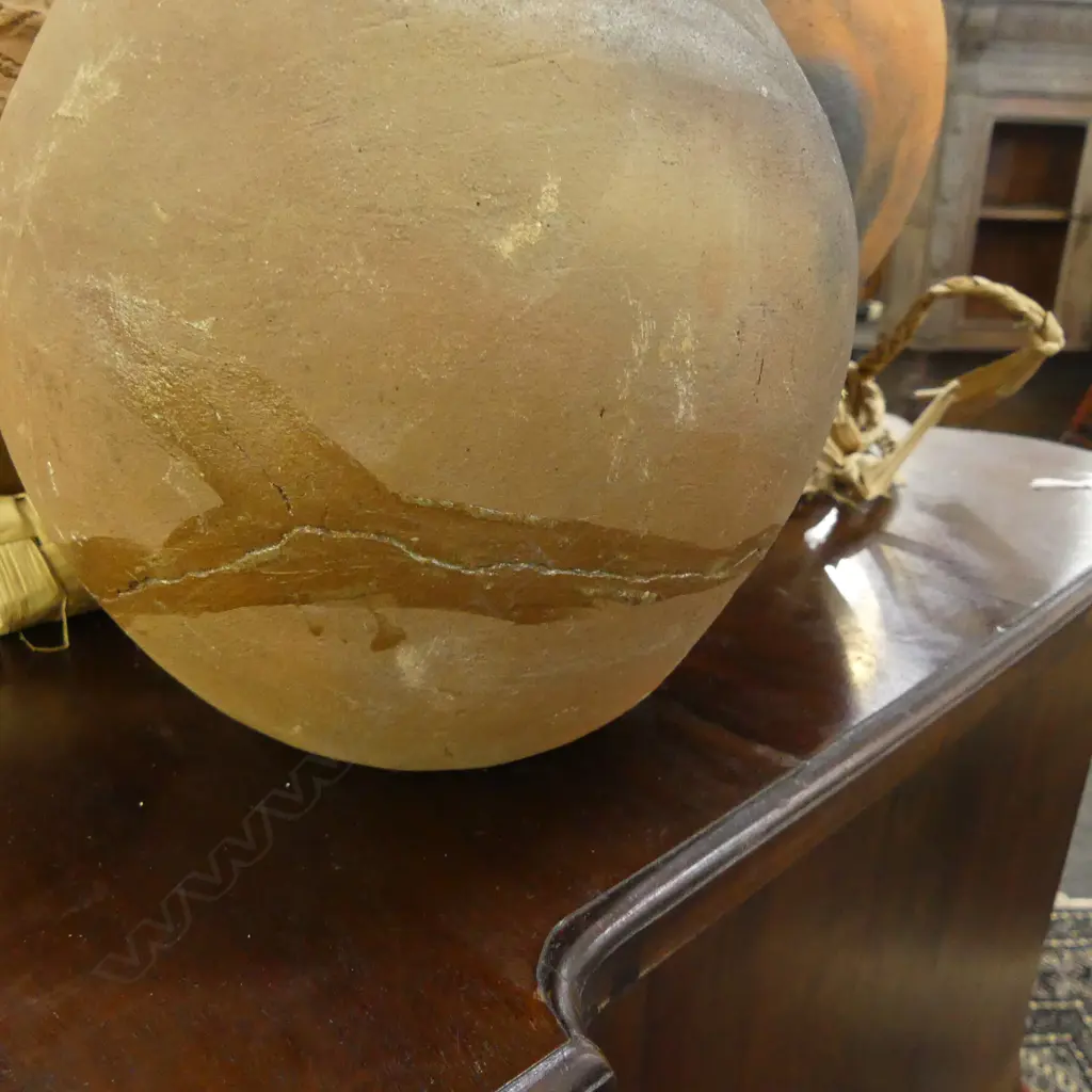 4 FIJIAN EARTHENWARE POTS on 3 on WOVEN RING BASES used for water, H.200-250mm Image 1++