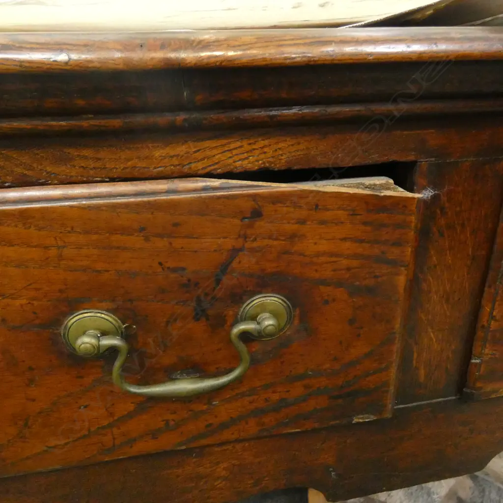 GEORGIAN MAHOGANY DRESSER BASE damage to drawer Image 1++
