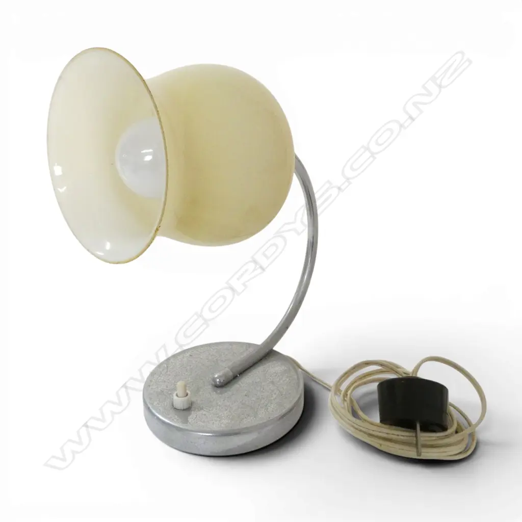 ART DECO CHROME SIDE LIGHT W GLASS SHADE Image 1++