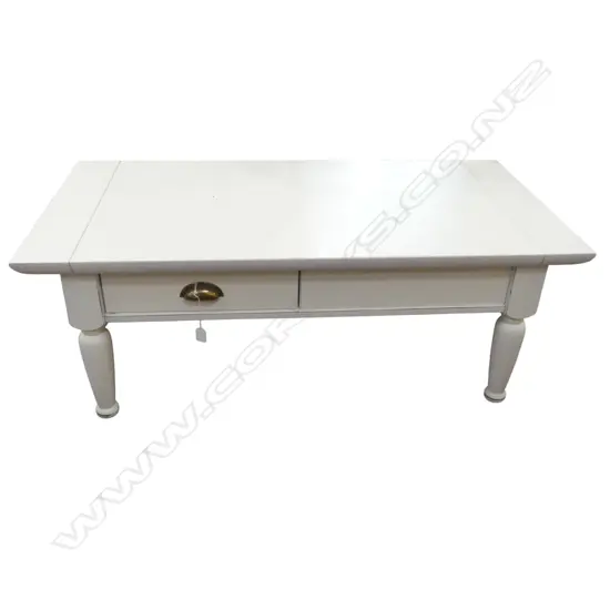 WHITE PAINTED COFFEE TABLE 1200x605x450mm