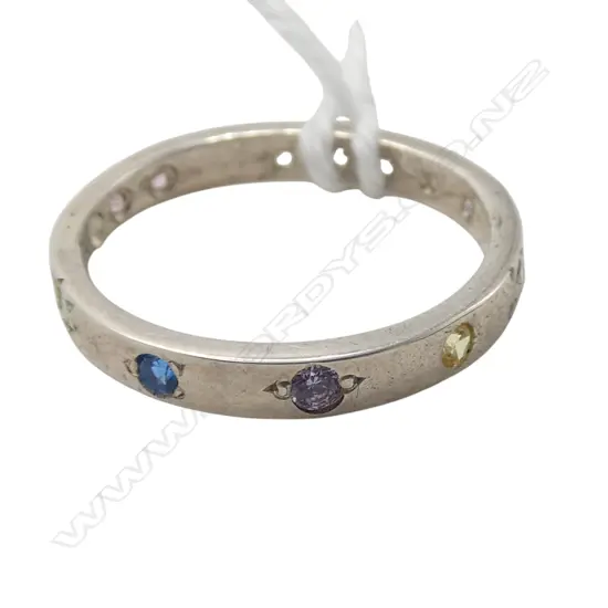 SIMON MISDALE DESIGN SILVER AND GEM SET RING From Simon's estate SIZE N