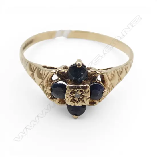 9CT SAPPHIRE RING, 1.7gms SIZE T