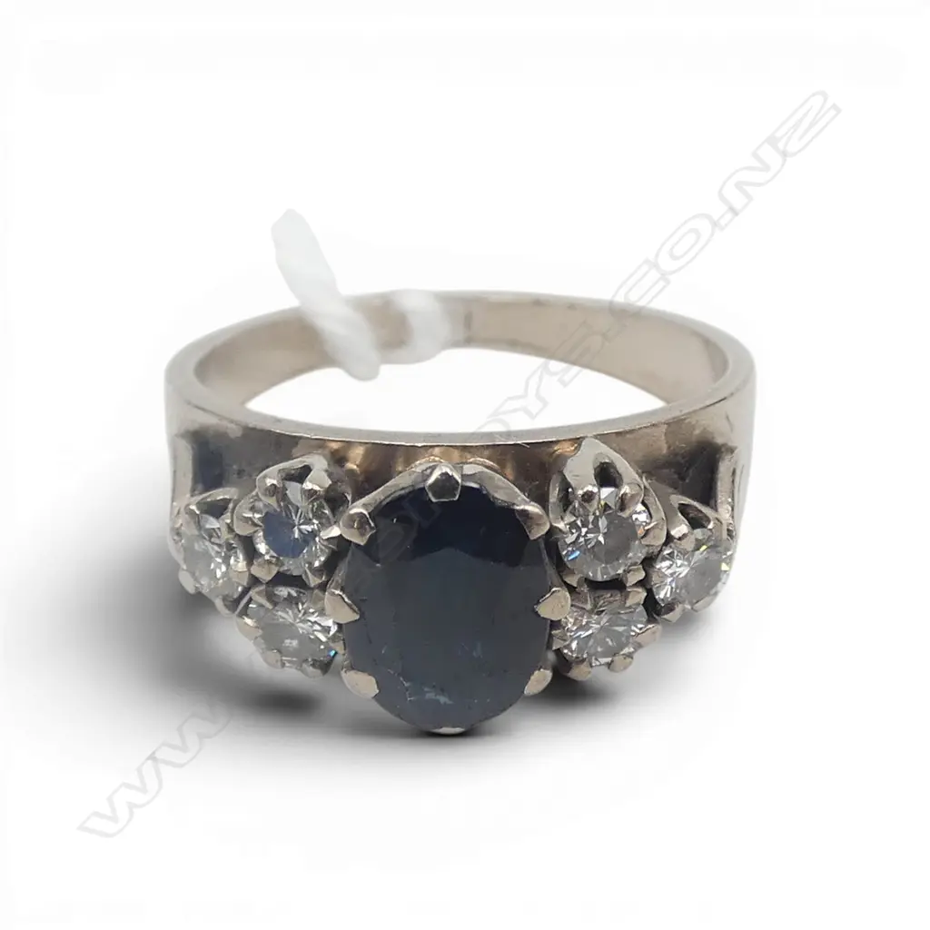 9CT WHITE GOLD SAPPHIRE & DIAMONDS HANDMADE RING 4GMS SIZE K1/2 Image 1++