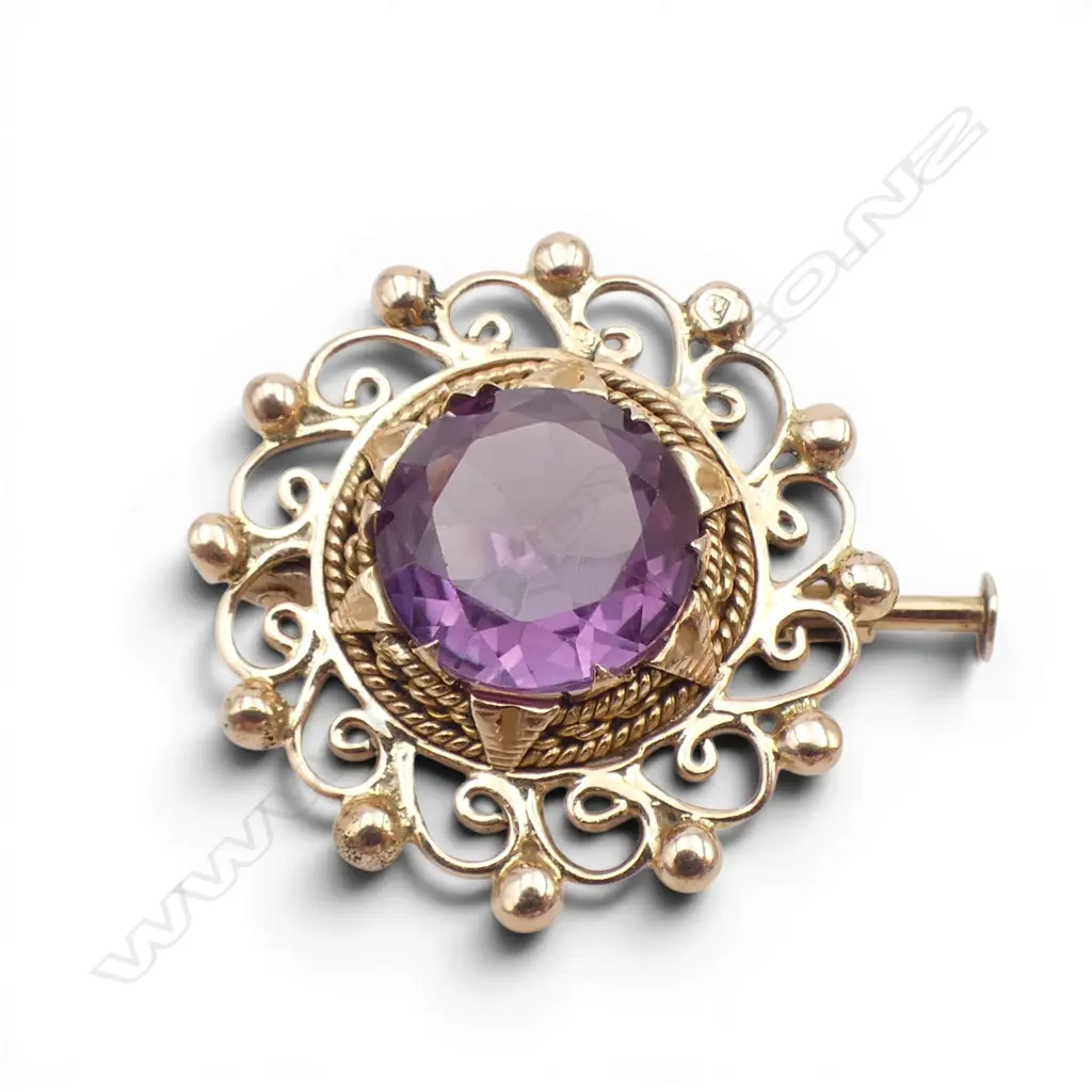 TESTING 13CT GOLD SYNTHETIC SAPPHIRE BROOCH 5.5GMS Image 1++