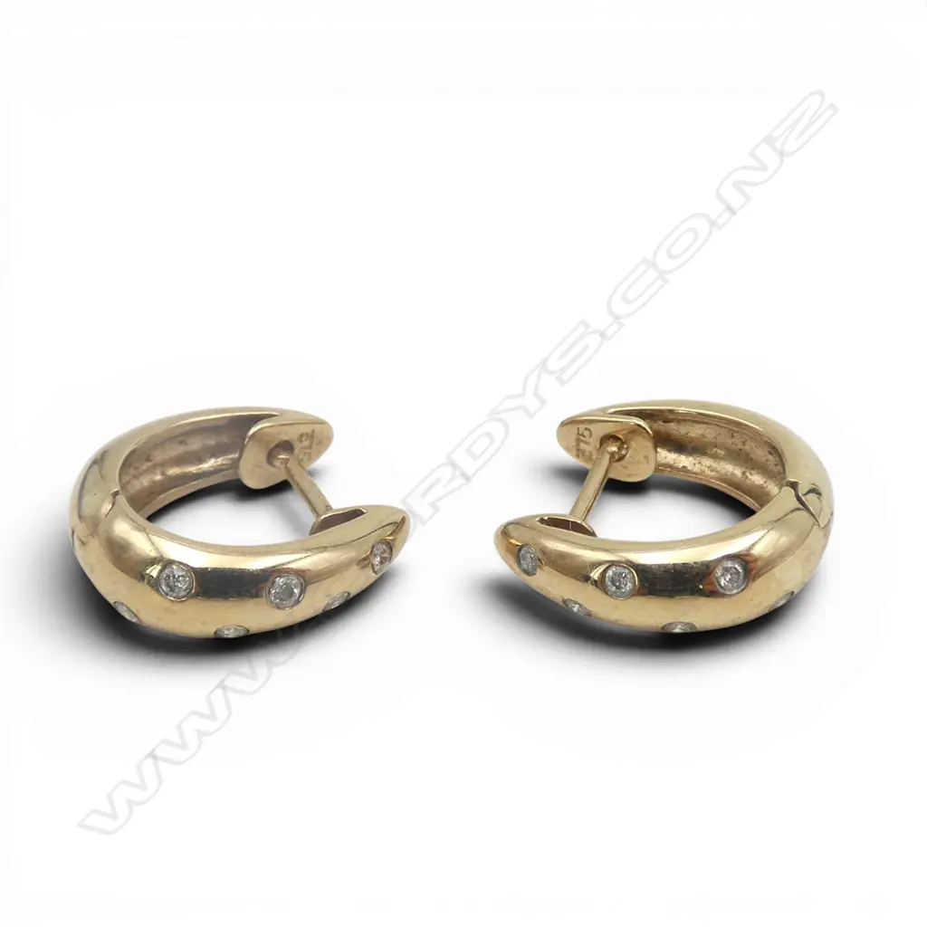 PR 9ct GOLD & 6 DIAMOND each SET hinged tapered hoop  EARRINGS 3.58gms  Image 1++